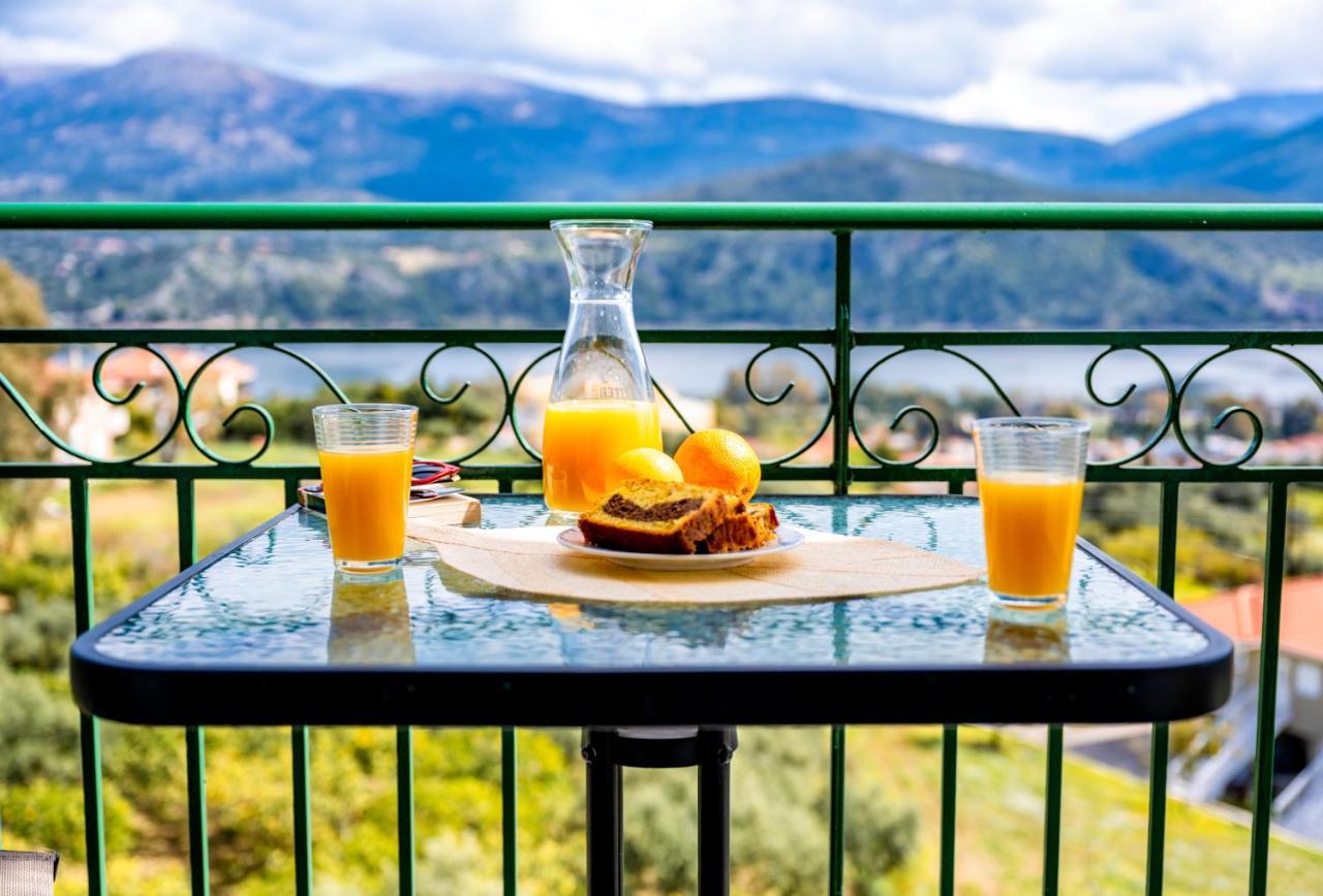 Apaggio di Argostoli Apartment!! private parking&sea view! Esterno foto