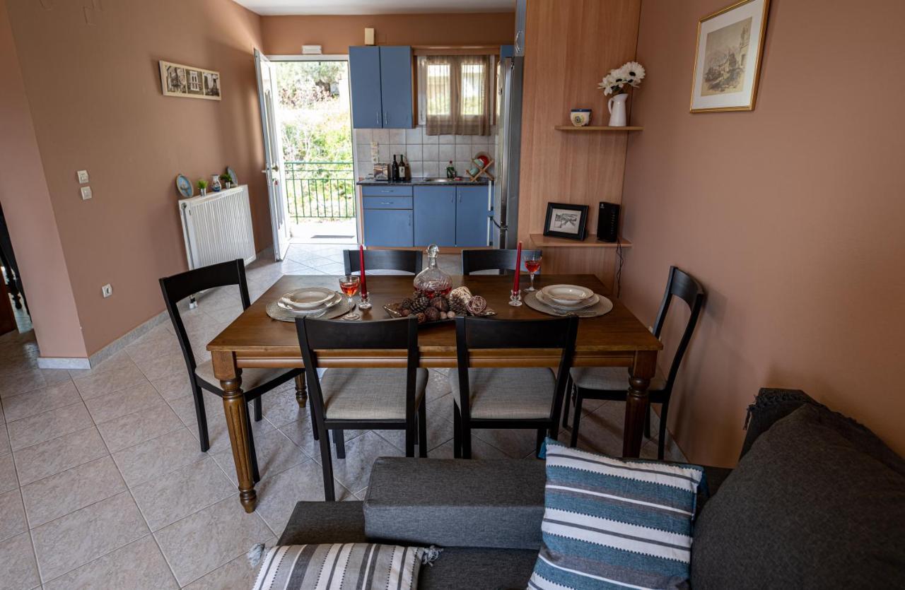 Apaggio di Argostoli Apartment!! private parking&sea view! Esterno foto