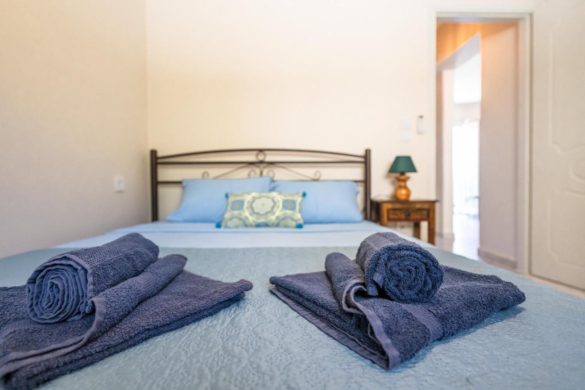 Apaggio di Argostoli Apartment!! private parking&sea view! Esterno foto