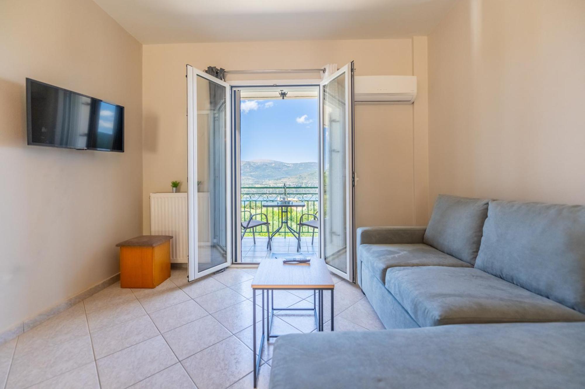 Apaggio di Argostoli Apartment!! private parking&sea view! Esterno foto
